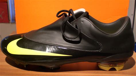 nike mercurial schwarz gelb 2010|Nike mercurial schuhe.